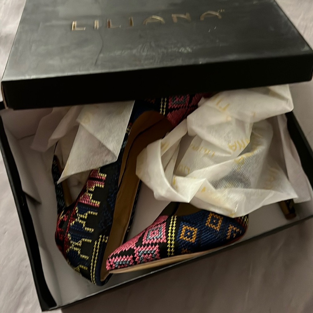 Liliana Multi Color Selina-CR heels Size 7